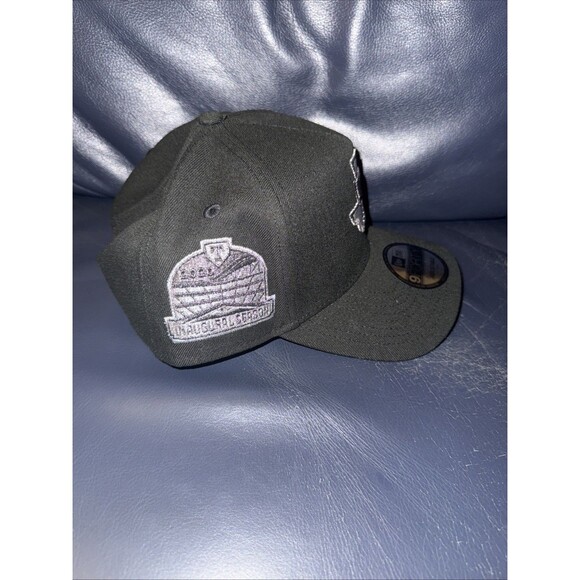 New Era Texas Rangers 9Forty Metallic Black A-Frame Snap Back Hat Cap - Picture 2 of 3